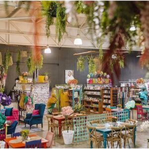 In-Person Style and Colour Experience + Style Swatch at Nicci-Lené